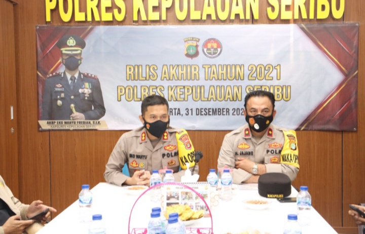Polres Kep Seribu Gencarkan Kegiatan Vaksinasi COVID-19 Sepanjang Tahun 2021 Hingga 85 Persen