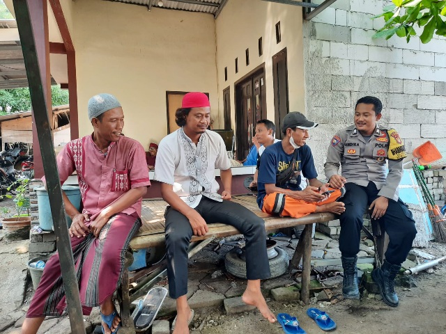 Bhabinkamtibmas Pulau Tidung Himbau Masyarakat dan Tokoh Agama untuk Bersatu Lawan Paham Radikal