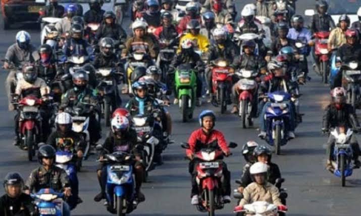 Viral Pengendara Motor Pakai Sendal Jepit Kena Tilang, Polisi Bilang Begini