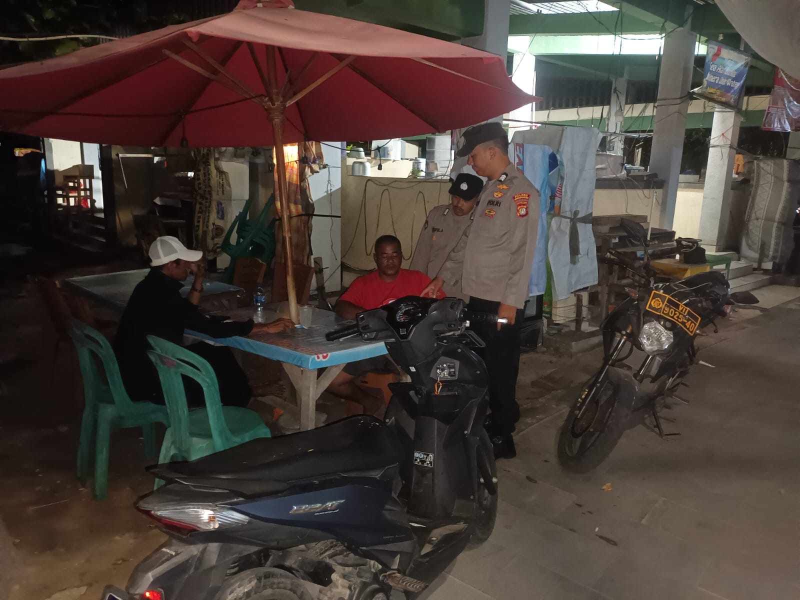 Polsek Kepulauan Seribu Selatan Gencar Melaksanakan Patroli Malam Dialogis dan Sambang Himbau Kenakalan Remaja
