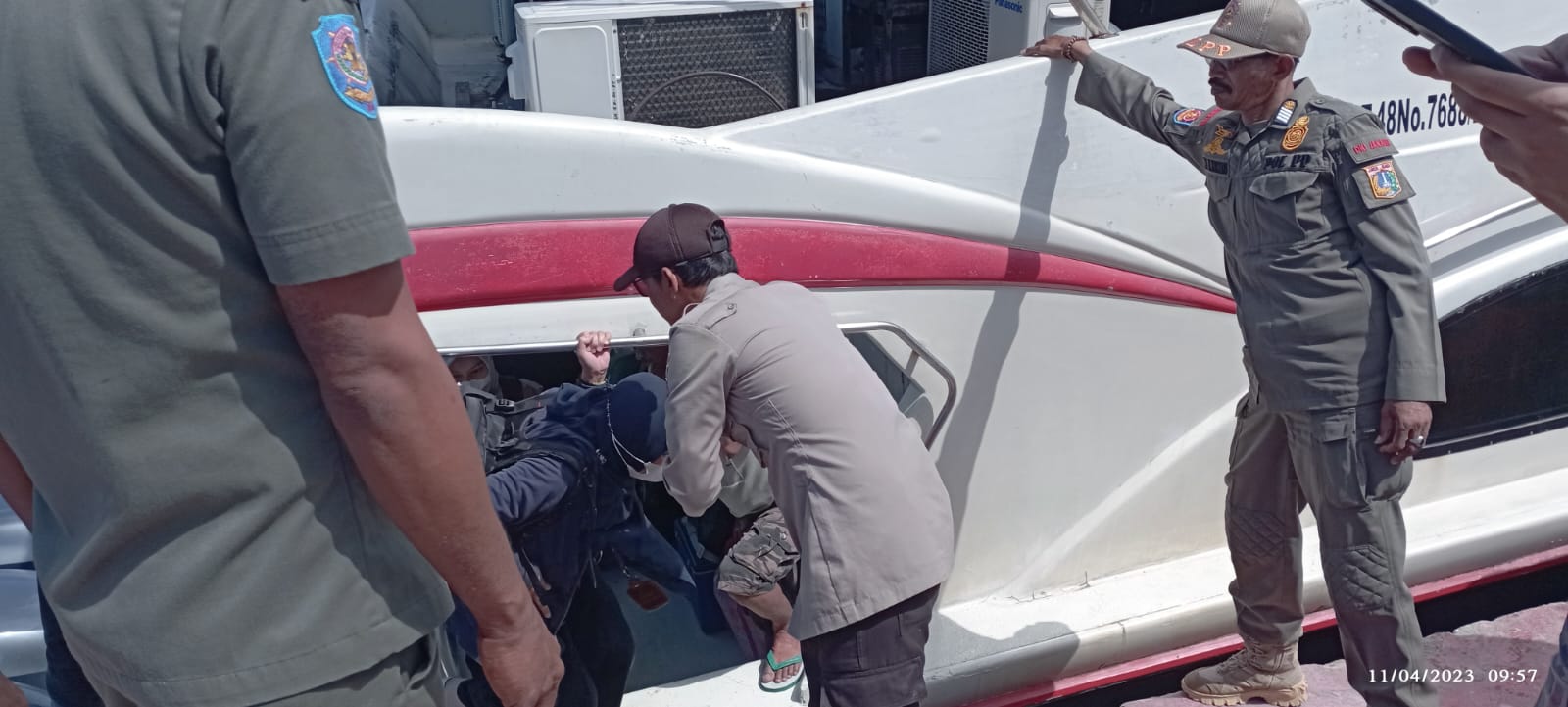 Giat Rutin Polsek Kepulauan Seribu Utara Dalam Mencegah Masuknya Miras Dan Narkoba