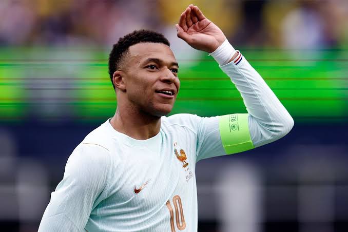 Mbappe Klaim Diri sebagai Pemain Terbaik Dunia, Ballon d'Or Jadi Target