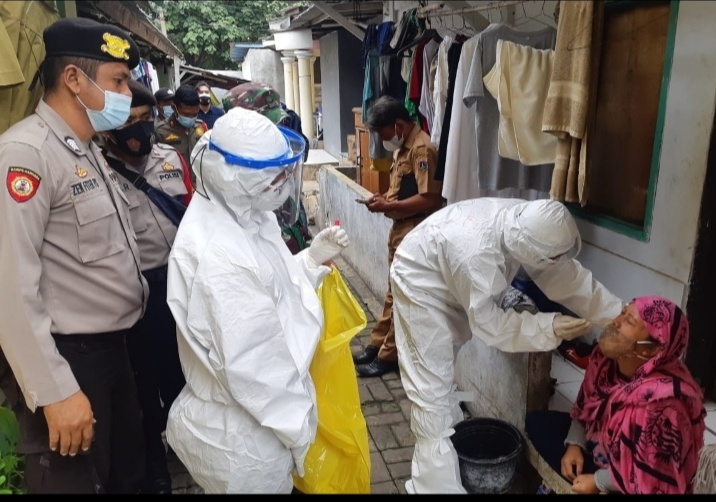 6 Dari 113 Warga Reaktif Antigen, Polres Kep Seribu Edukasi Warga Jalani PCR dan Isoman