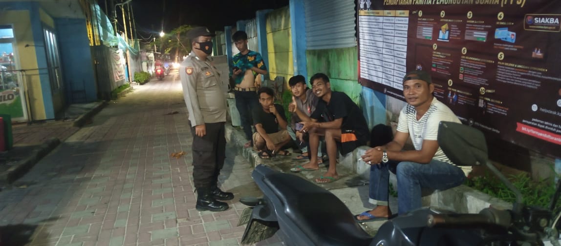 Patroli Malam Rutin, Polsek Kep. Seribu Selatan Antisipasi Munculnya Kerawanan Malam