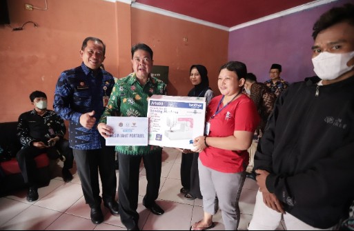 Tingkatkan Ketrampilan, Warga Kampung Rawa Malang Diberikan 4 Pelatihan