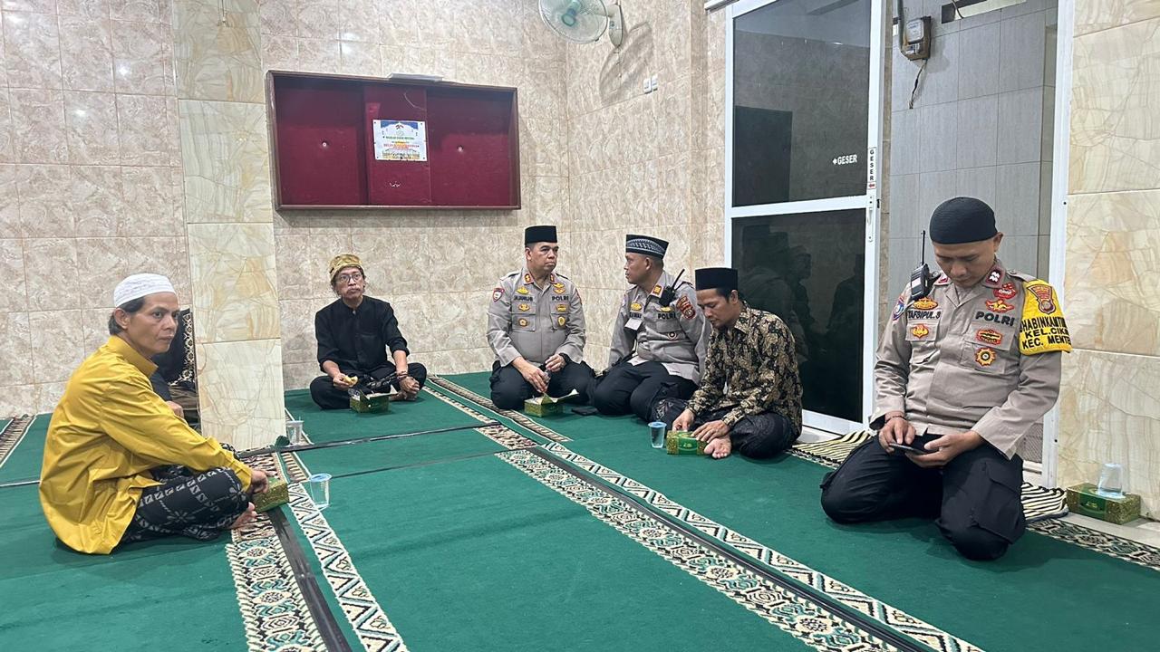 Polda Metro Jaya Gelar 'Satu Jam Mengaji Bersama Polisi' Untuk Pemilu Damai 2024
