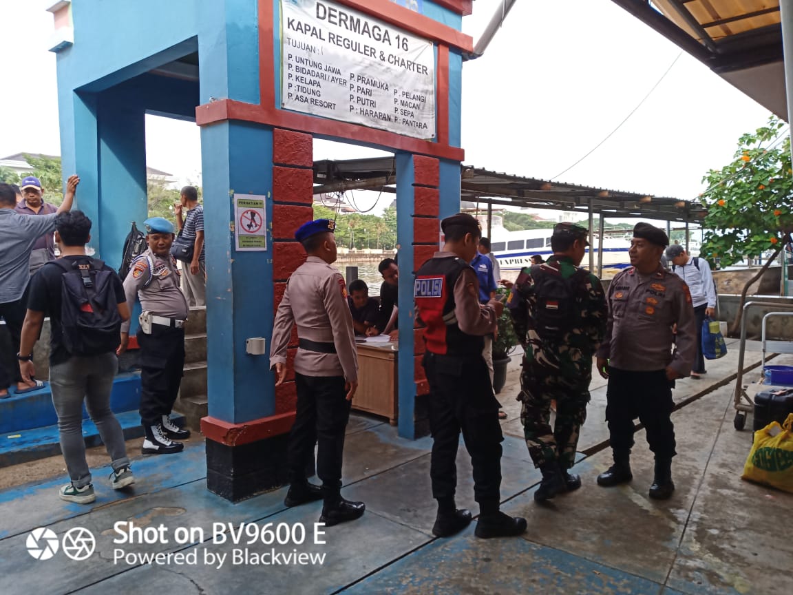 Polres Kepulauan Seribu Amankan Keberangkatan Kapal Wisatawan di Dermaga Marina Ancol