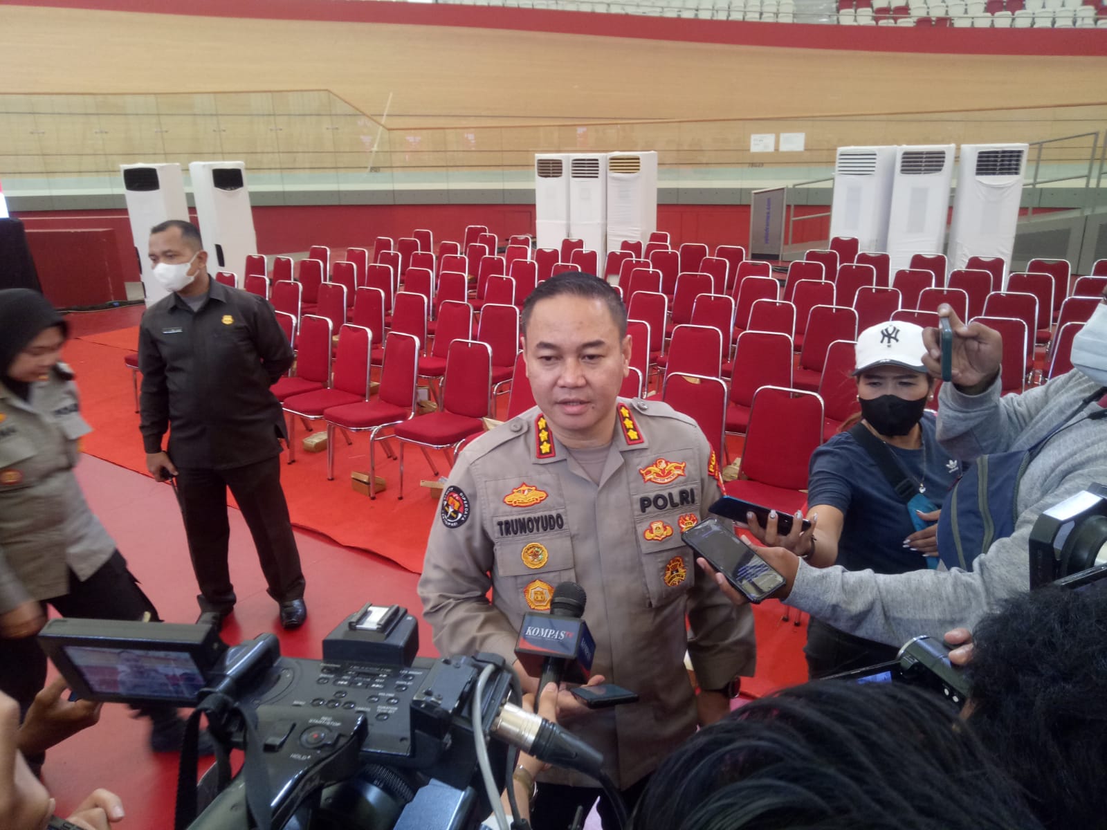 2 Korban Keracunan di Bekasi Masih dirawat, Polisi Bawa 12 Sample Makanan ke Laboratorium