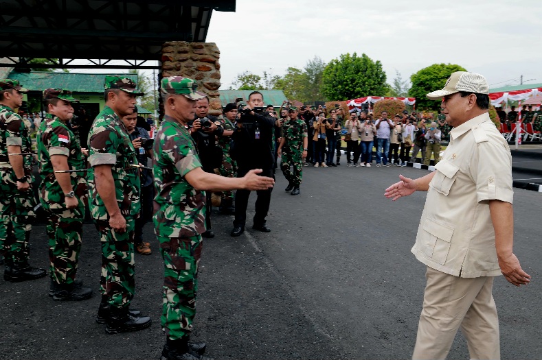 Tiba di Timika, Prabowo Akan Resmikan RS TNI di Papua