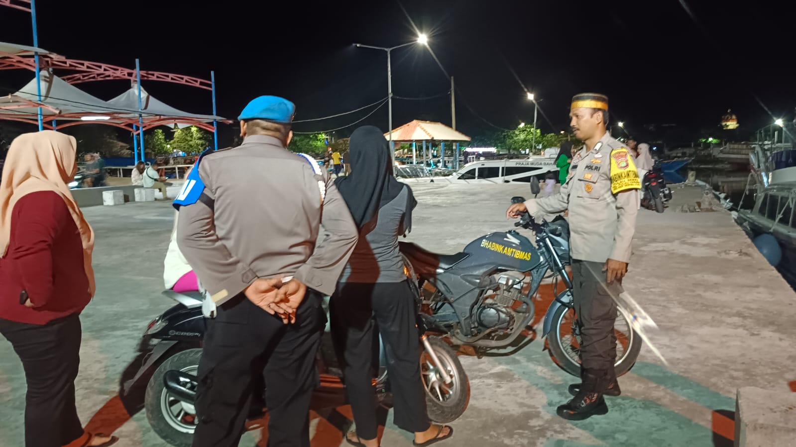 Polsek Kepulauan Seribu Utara Gelar Patroli Malam Perintis Presisi untuk Antisipasi Gangguan Kamtibmas