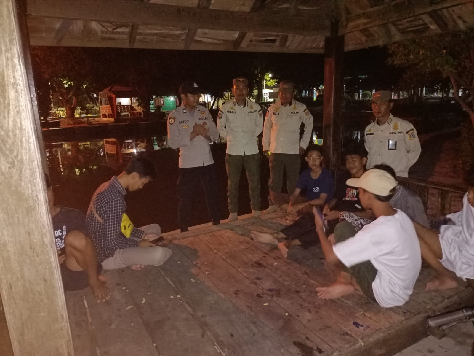 Jaga Kamtibmas Polsek Kepulauan Seribu Selatan Rutin Patroli Malam