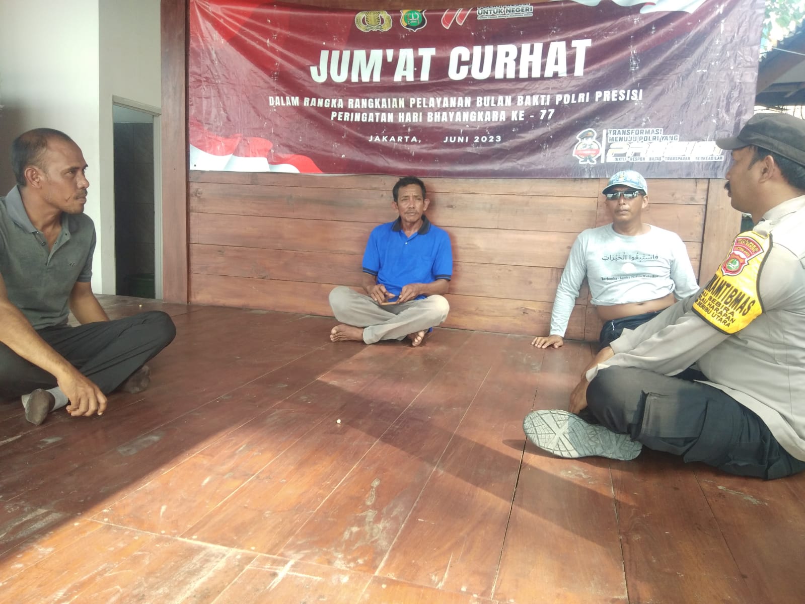 Bhabinkamtibmas Pulau Sabira, Polres Kepulauan Seribu, Gelar Kegiatan Jumat Curhat untuk Dialog dan Cari Solusi Bersama Warga