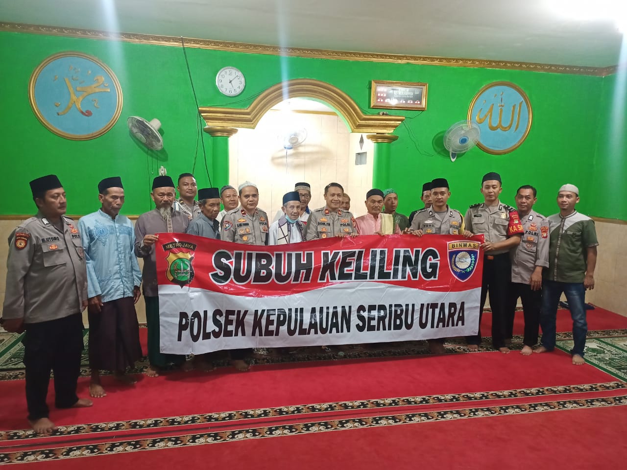 Polsek Kepulauan Seribu Utara Gelar Giat Subuh Keliling Di Pulau Kelapa