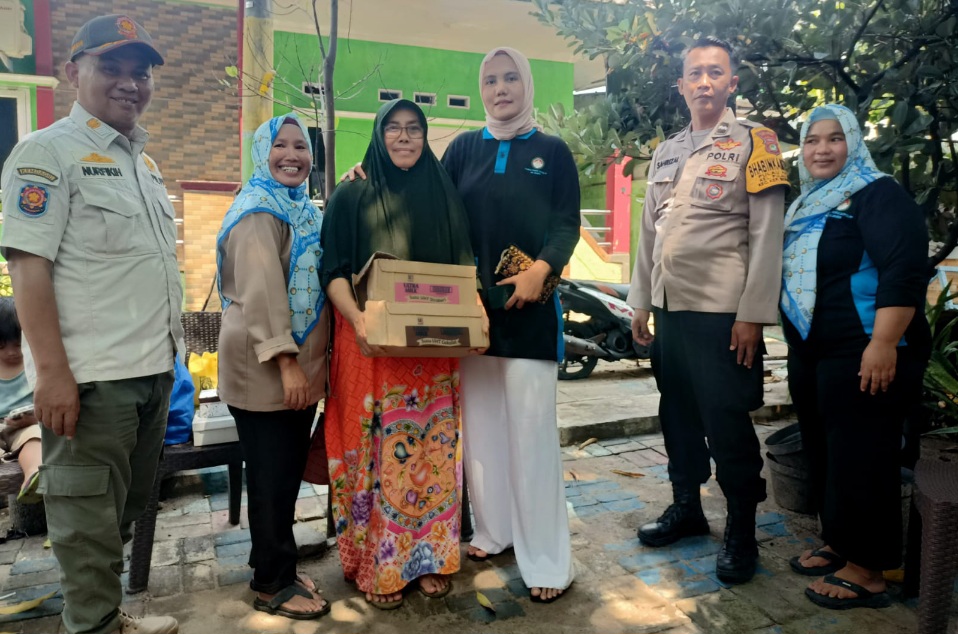 Bhabinkamtibmas Pulau Kelapa Melaksanakan Pendampingan Stunting Bersama Pemerintah Daerah