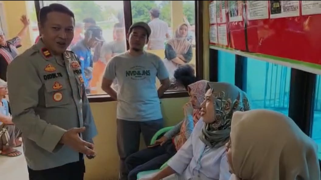 Pelayanan Prima, Polsek Kepulauan Seribu Utara Laksanakan Pembuatan SKCK Keliling