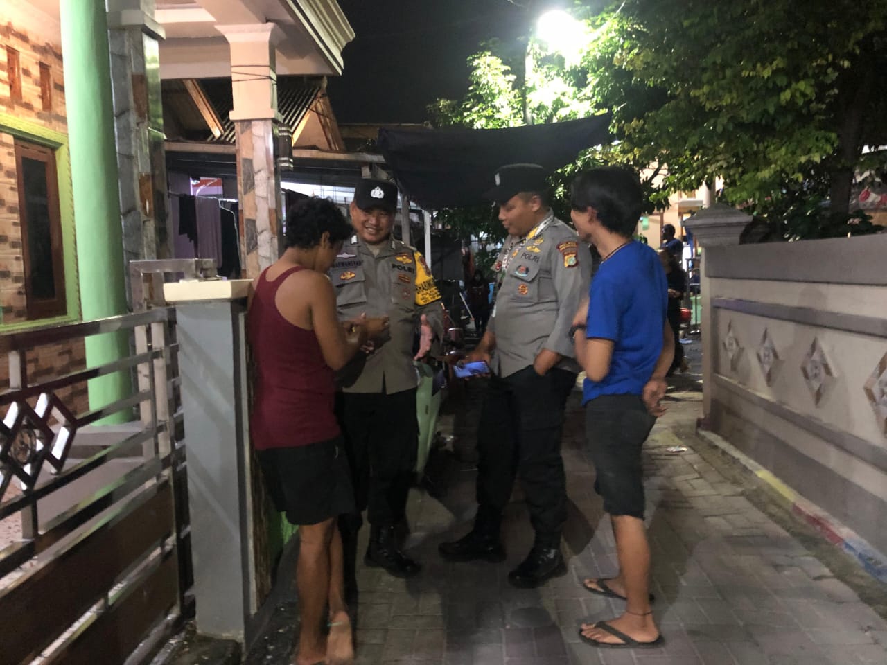 Polsek Kepulauan Seribu Utara Gencarkan Patroli Malam Perintis Presisi Antisipasi Tawuran dan Narkoba