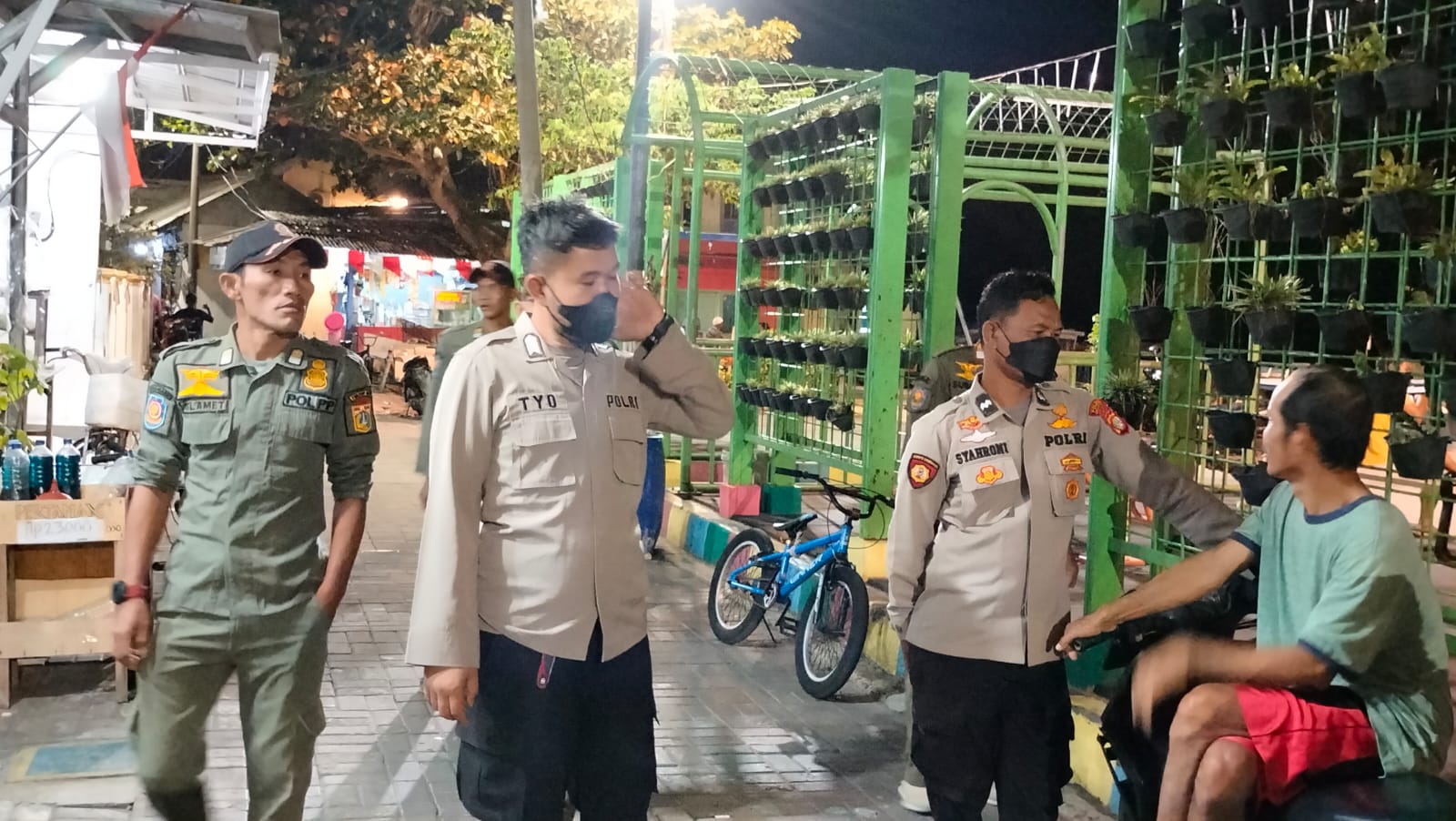 Patroli Malam Polsek Kep. Seribu Utara Pastikan Sitkamtibmas Aman