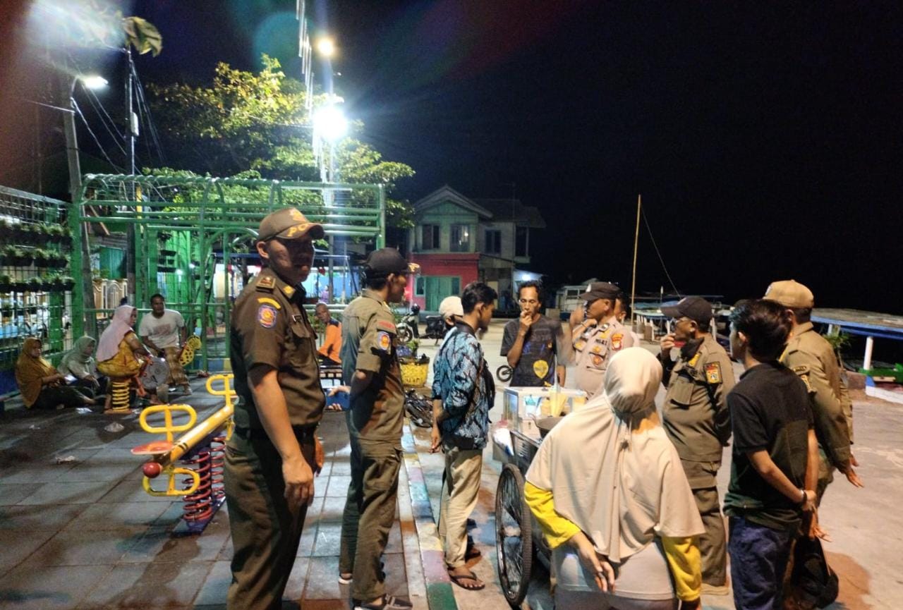 Patroli Malam Pulau Panggang Sinergi Tiga Pilar Dalam Jaga Kamtibmas