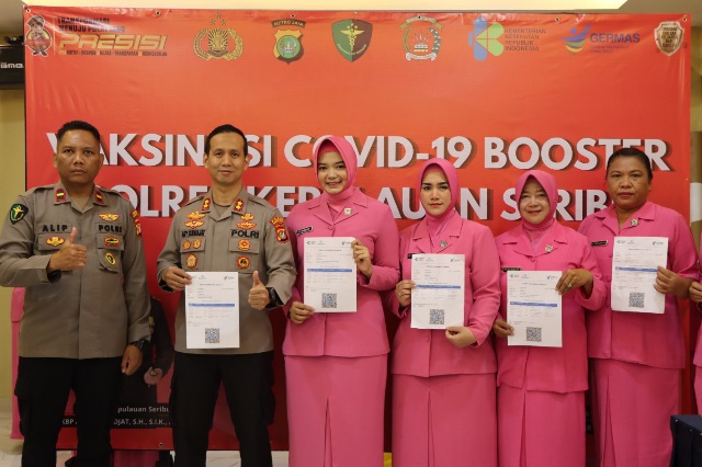 Percepatan Vaksinasi, Seluruh Personil dan Bhayangkari Polres Kep. Seribu Ikut Vaksinasi Booster Kedua