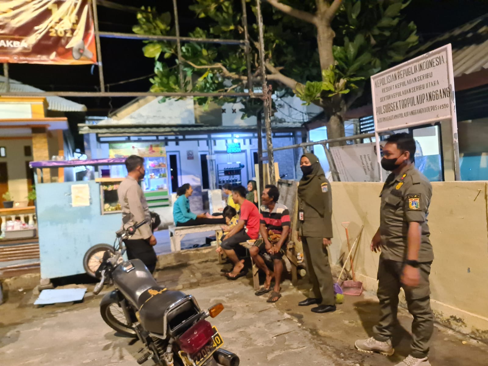 Bersinergi dengan Instansi Terkait, Polres Kep. Seribu Laksanakan Patroli Malam Rutin