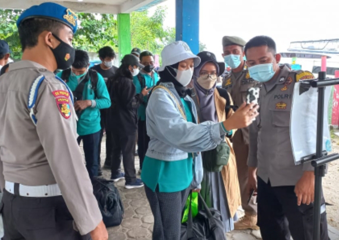 Tiba di Kep Seribu Selatan, 349 Wisatawan Diwajibkan Scan PeduliLindungi