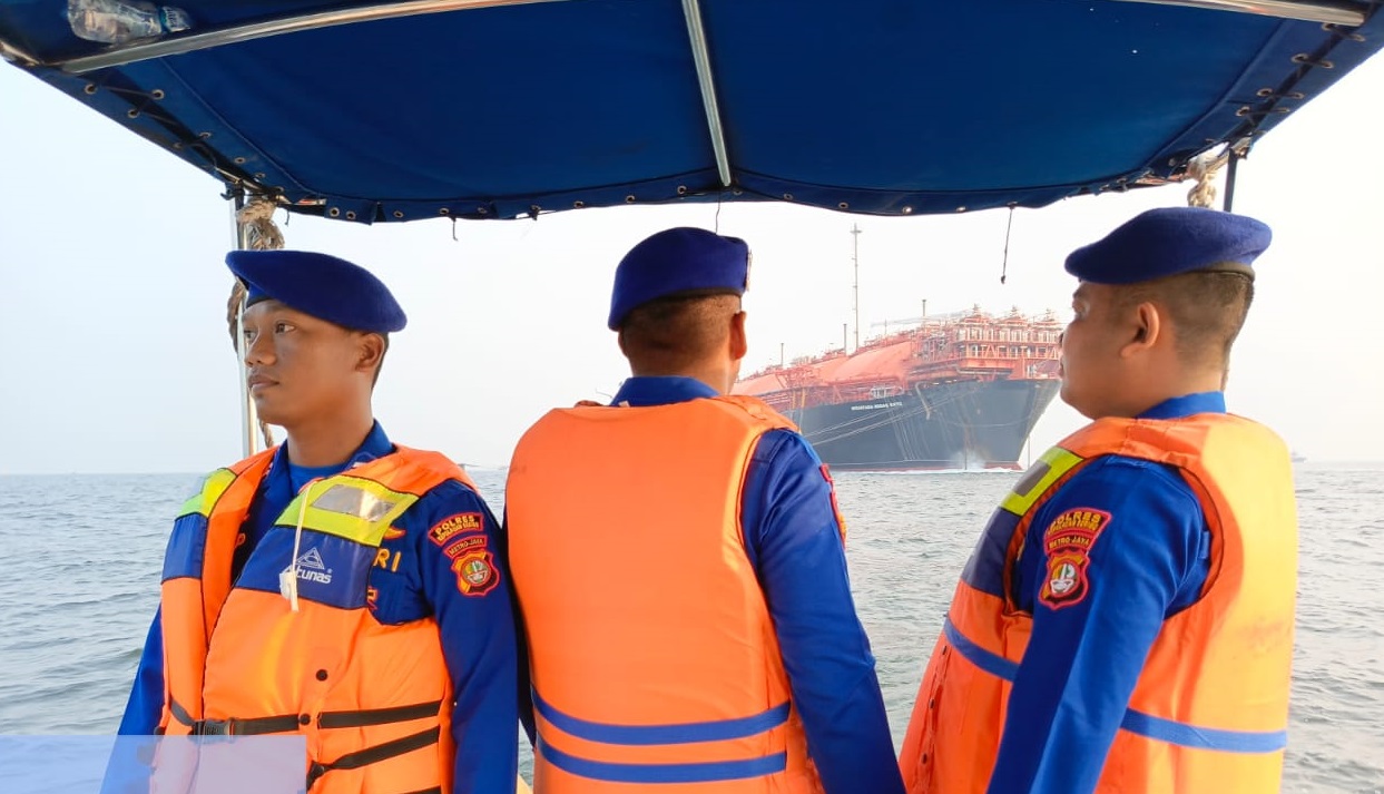 Satuan Polair Polres Kepulauan Seribu Lakukan Patroli Laut untuk Menjaga Keamanan dan Kondusifitas Perairan