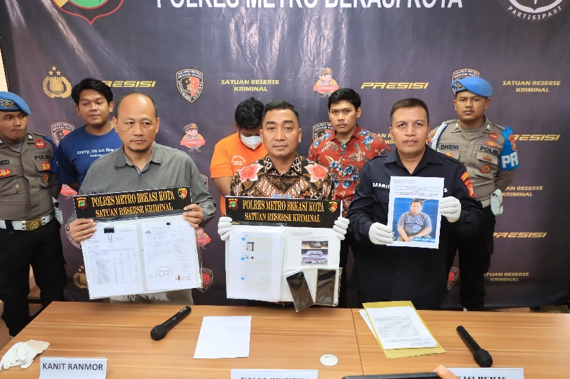 Polsek Kepulauan Seribu Selatan Lakukan Patroli Rutin Pantau Rumah Warga yang Ditinggal Mudik