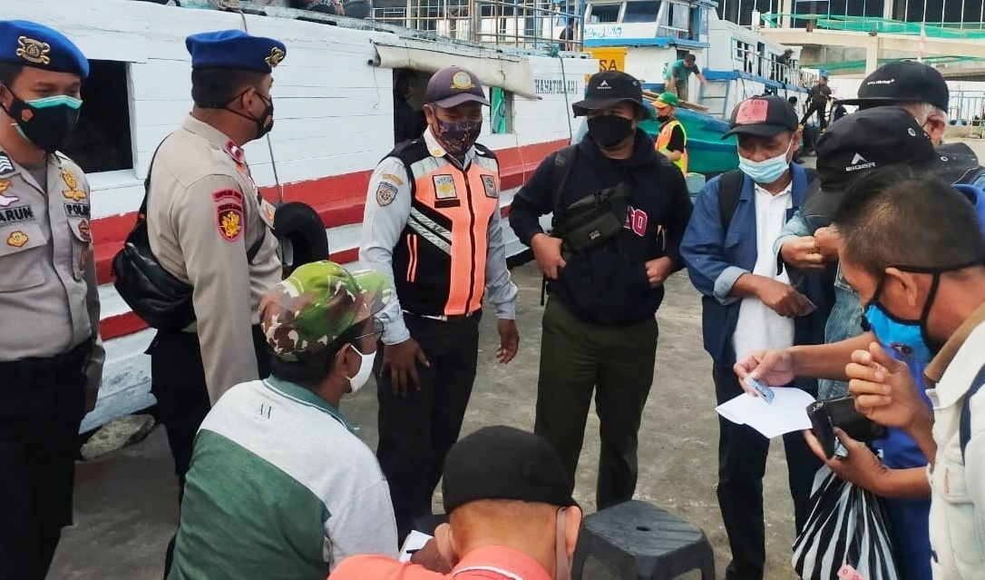 146 Warga ke Pulau Seribu di Himbau Taat ProKes dan Tunjukkan Sertifikat Vaksin