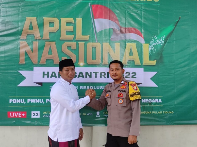 Bhabinkamtibmas Pulau Tidung Hadiri Apel Nasional Peringati Hari Santri Nasional