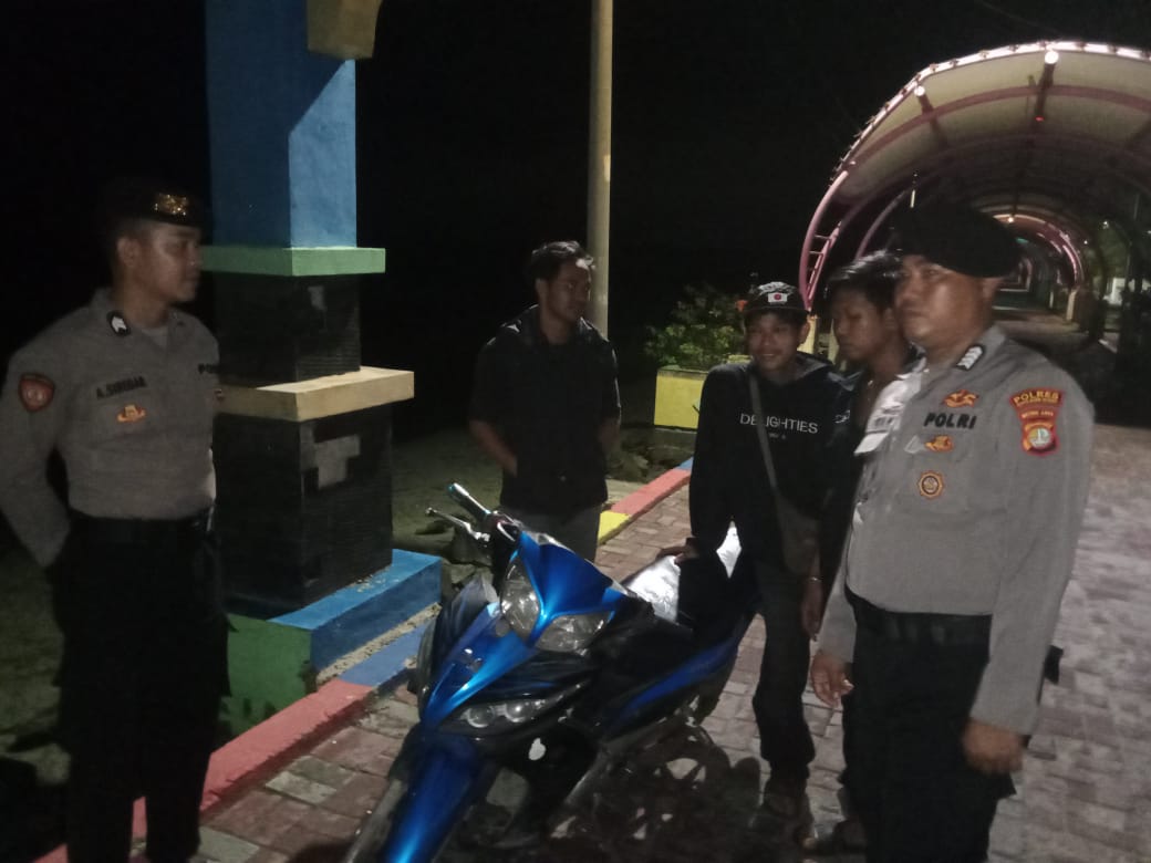 Patroli Malam Perintis Presisi Polsek Kepulauan Seribu Utara Antisipasi Tawuran Remaja dan Gangguan Kamtibmas