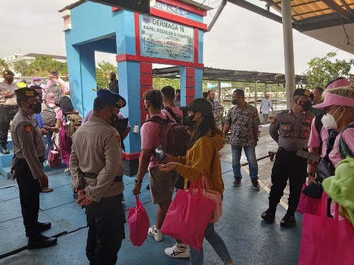Kasat Binmas Polres Kepulauan Seribu Pimpin Giat Pengamanan Dermaga Marina Ancol