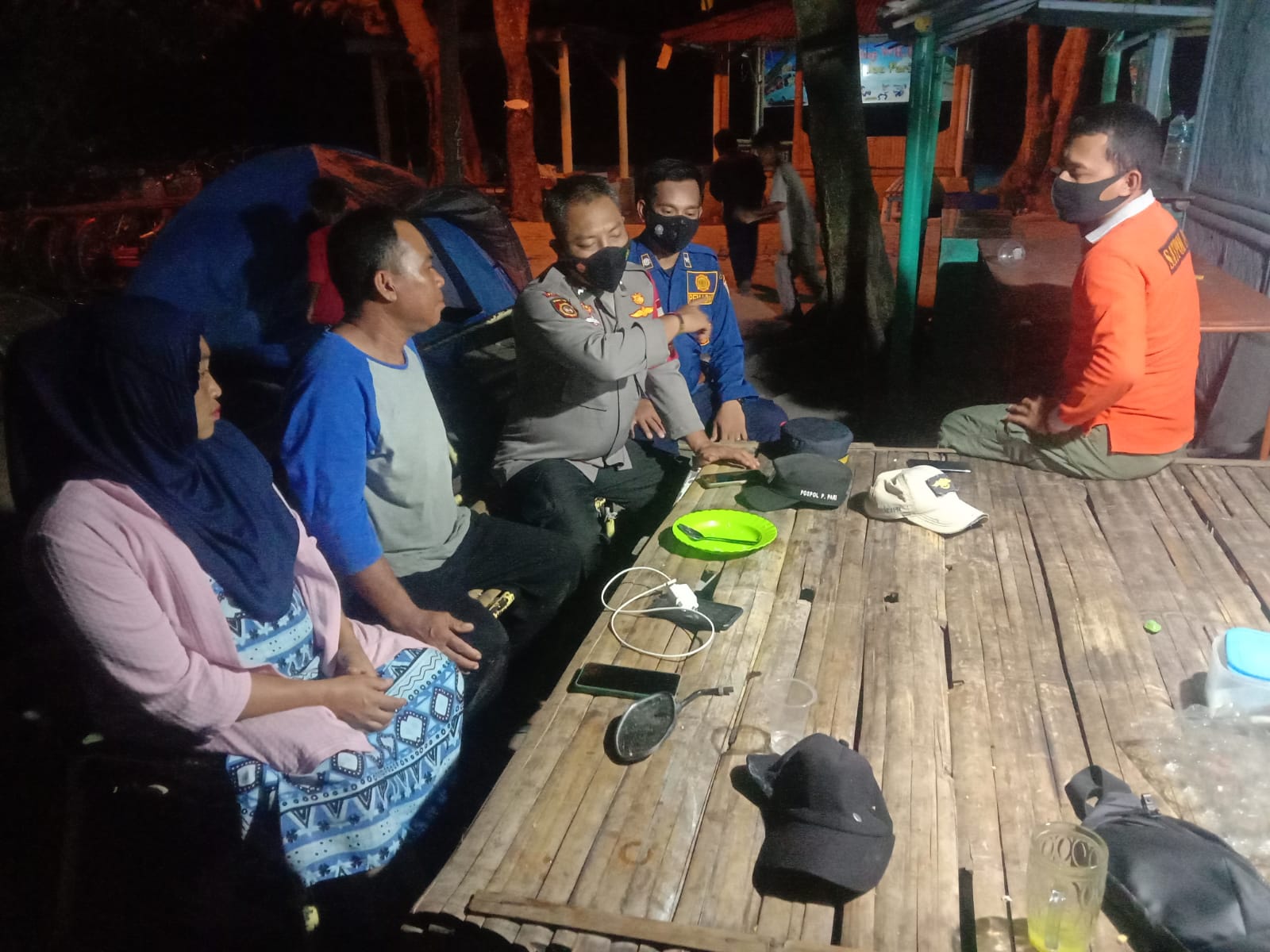 Bersama Instansi Terkait, Polsek Kep. Seribu Selatan Gelar Patroli Malam