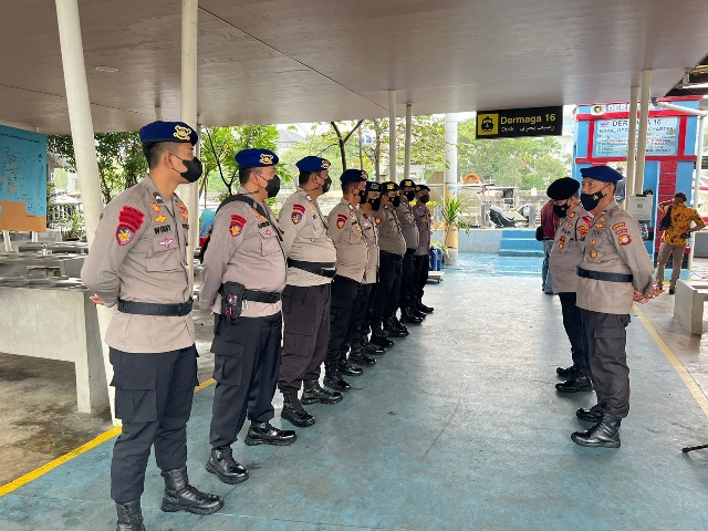 Terapkan Prokes, 214 Penumpang Seberangi Pulau Seribu Usai Terima Pengamanan dari Polres Kepulauan Seribu