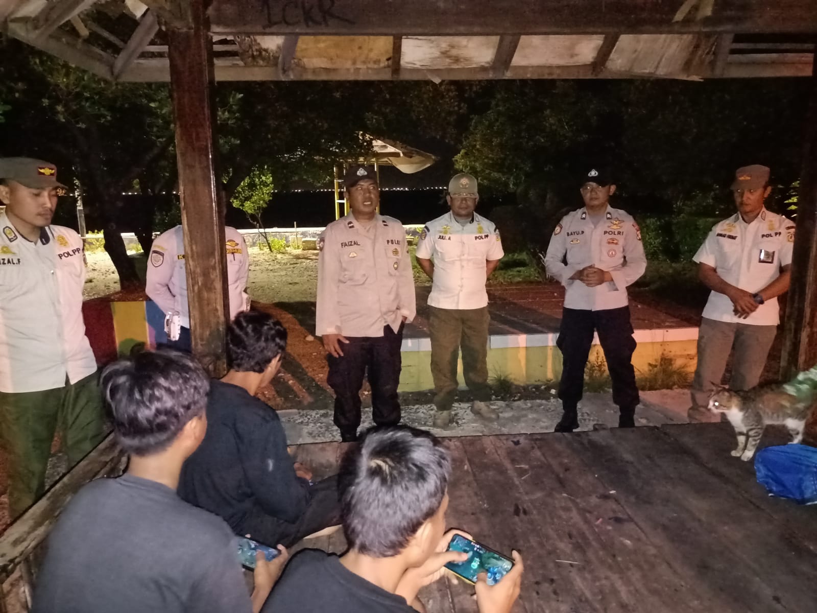 Percepat Vaksin Booster, Polsek Kep Seribu Utara Bersama Puskesmas Setempat Gelar Suntik Vaksin di Pulau Kelapa