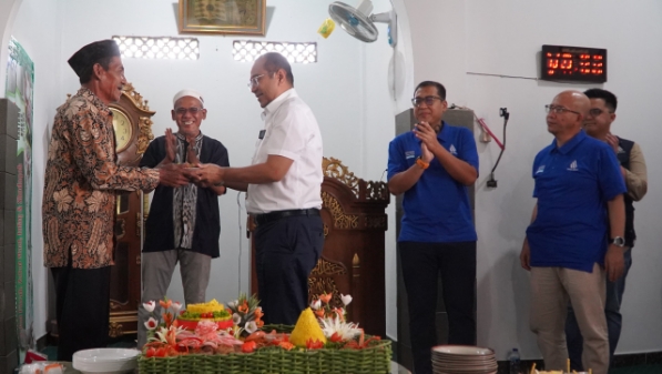 Sambut HUT RI, Warga Semper Timur Cilincing Nikmati Kemerdekaan Air Berkualitas