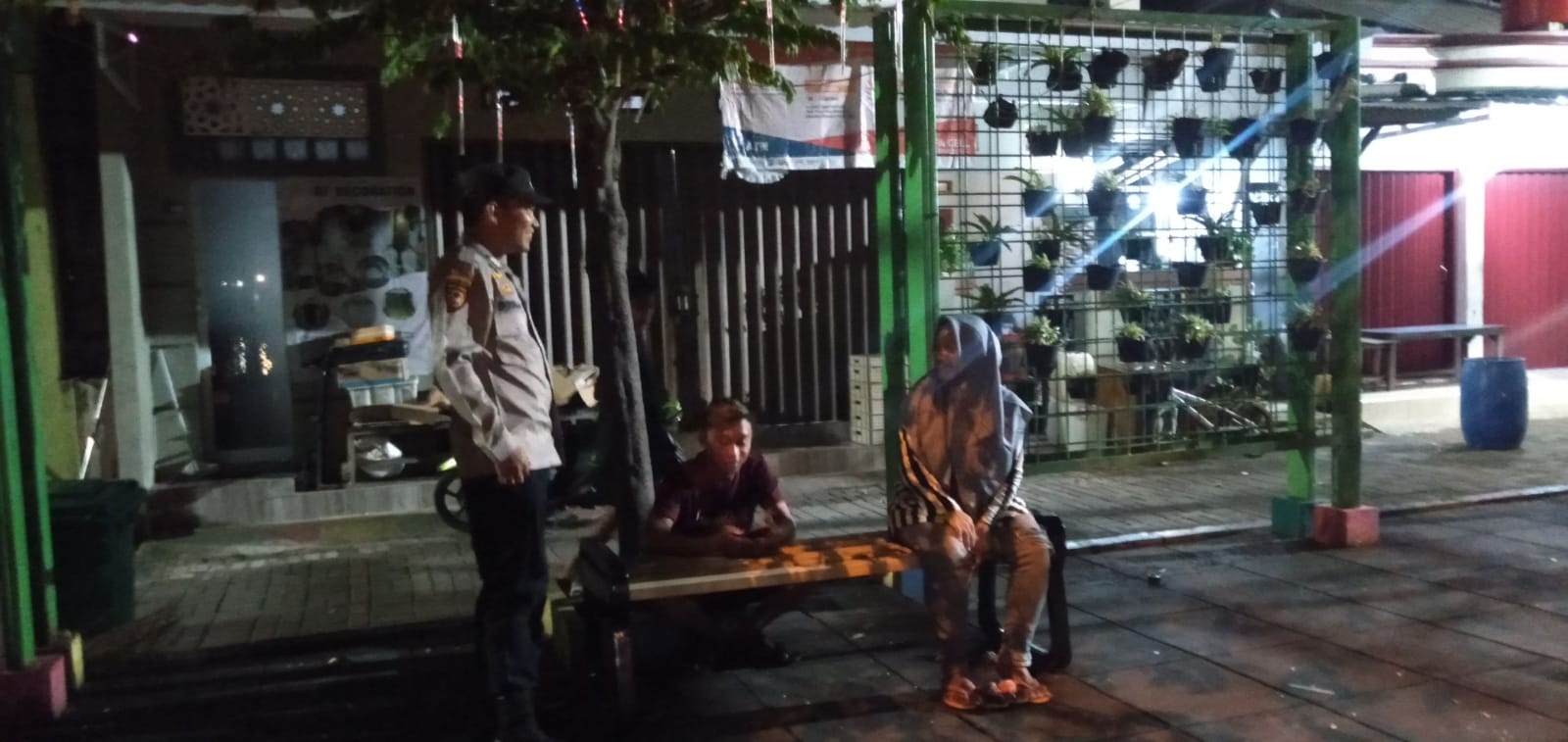Polsek Kepulauan Seribu Selatan Gencar Lakukan Patroli Dialogis untuk Cegah Kenakalan Remaja
