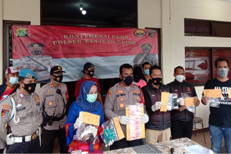 Grebek Kamar Hotel, Petugas Reskrim Polsek Tanjung Priok Ungkap Kasus Penjualan 4 Perempuan Dibawah Umur