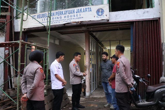 Kapolres Kepulauan Seribu Tinjau Renovasi Dapur SPPG di Klender: Pastikan Standar dan Keselamatan Kerja, Tegaskan Semangat Jaga Jakarta+