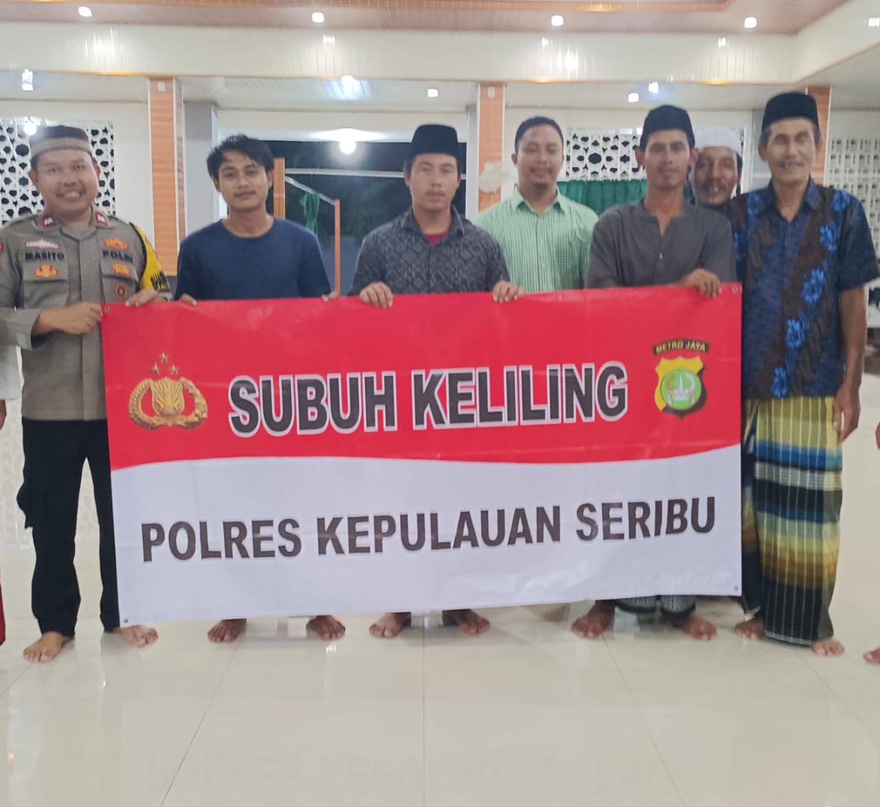 Bhabinkamtibmas Pulau Untung Jawa Adakan Cooling System dalam Subuh Keliling