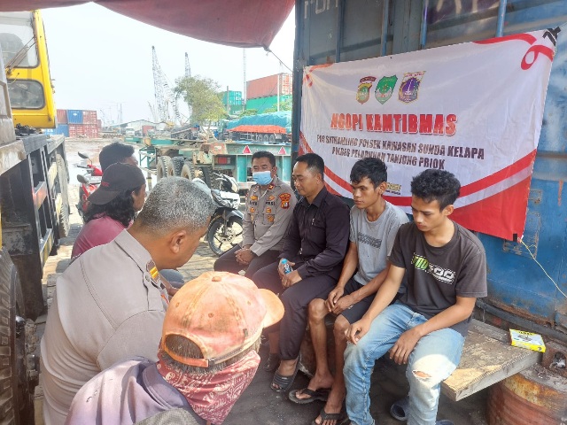 Polsek Kawasan Sunda Kelapa Gelar Ngopi Kamtibmas Dalam Tahapan Penghitungan Suara.
