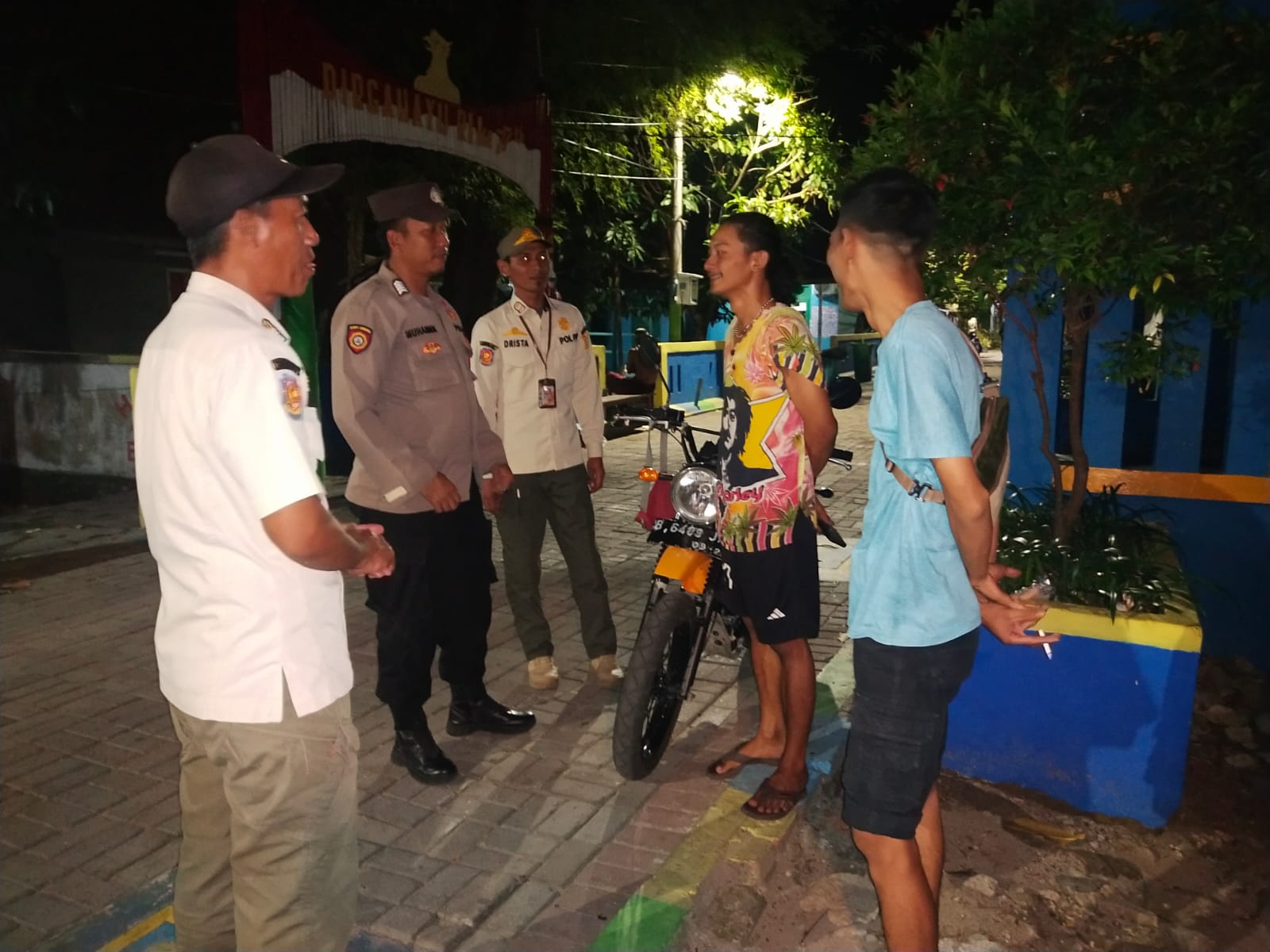 Polsek Kepulauan Seribu Selatan Himbau Remaja di Pulau Untung Jawa untuk Hidup Sehat dan Bijak di Media Sosial