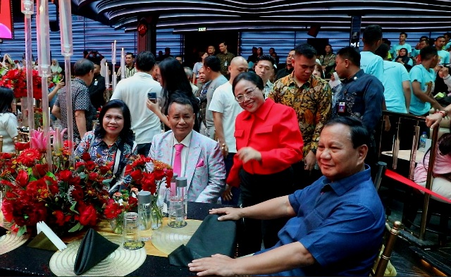 Hadiri Ultah Hotman Paris Ke-64, Prabowo: Semoga Selalu Dalam Lindungan Maha Kuasa