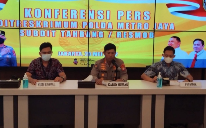 Ditreskrimum PMJ Tangkap WNA Pencuri Uang Nasabah Modus Skimming