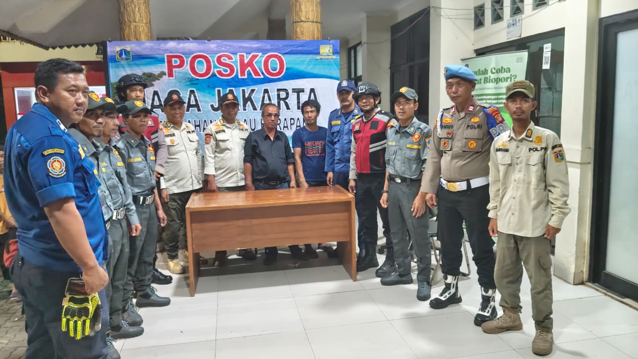 Patroli Malam Aman Nusa I 2025, Polsek Kepulauan Seribu Utara Bersama TNI dan Stakeholder Jaga Keamanan Wilayah