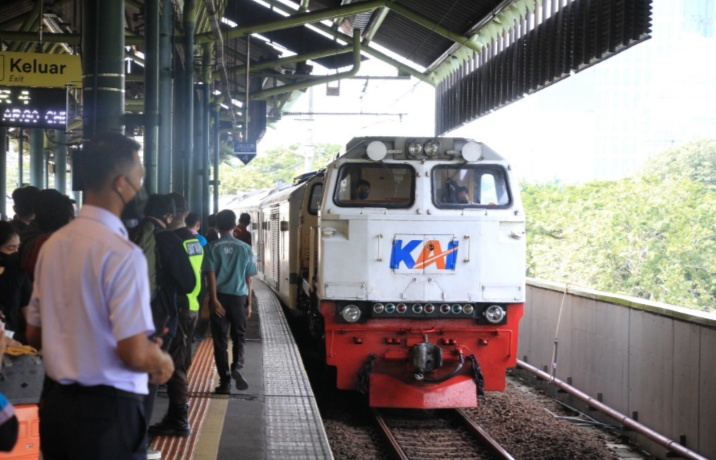 Kabar Gembira, Tiket KA Mudik Lebaran Tanggal 4 - 7 Mei 2022 Hingga Kini Masih Tersedia. Ini Persyaratannya :