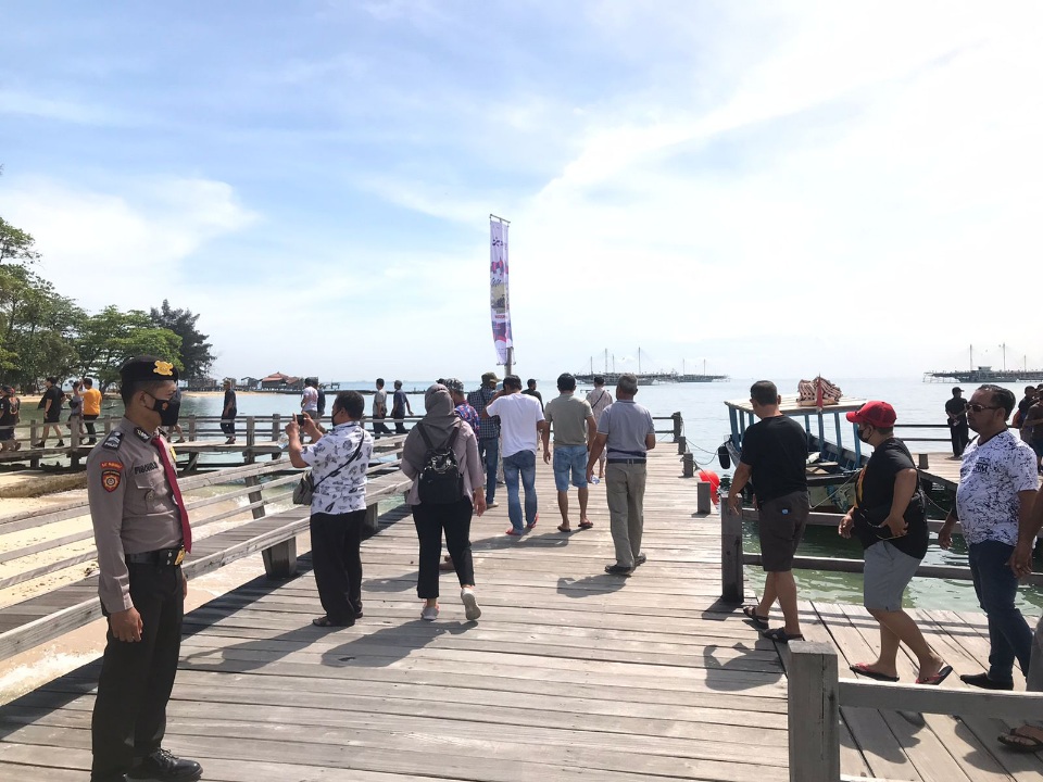 Pengamanan Pulau Bidadari oleh Sat Pam Obvit Polres Kepulauan Seribu Berikan Rasa Aman Bagi Wisatawan