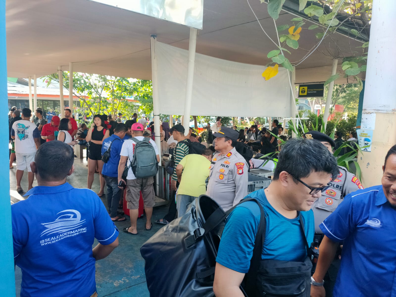 Pengamanan Dermaga Marina Ancol Polres Kepulauan Seribu Beri Himbauan Keselamatan Ke Penumpang