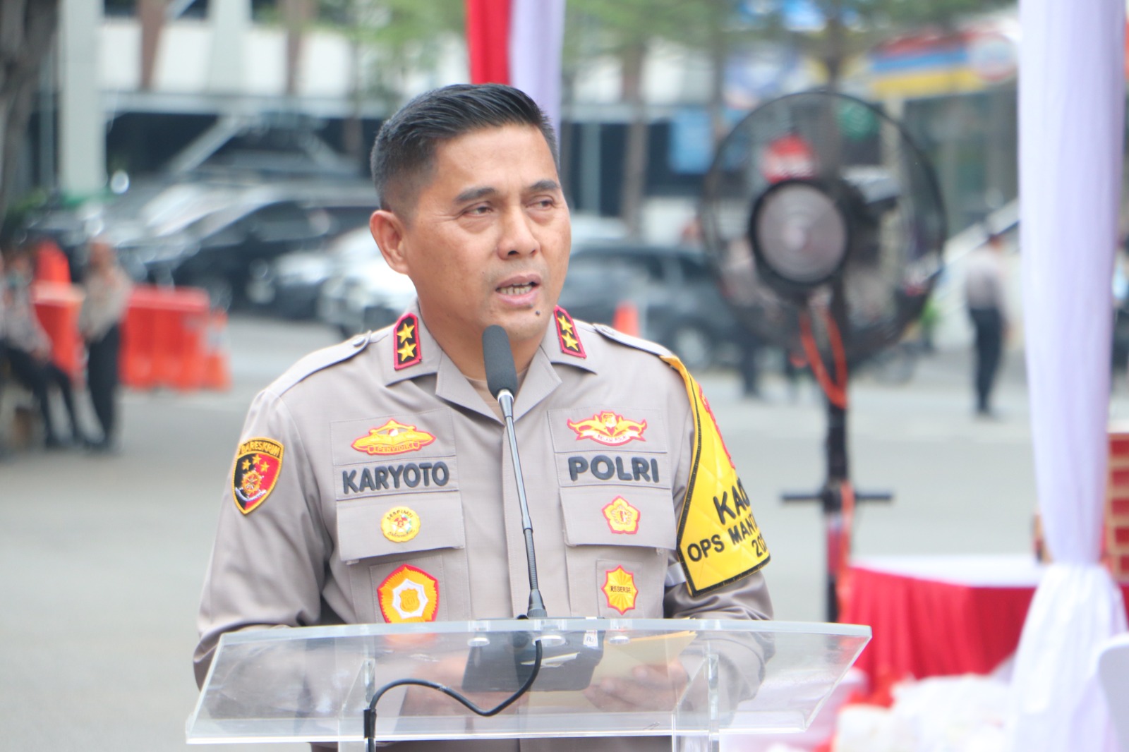 Polda Metro Jaya Gelar Drive Thru Baksos Ramadhan Presisi
