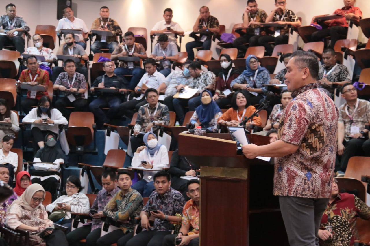 Kapolda Metro Jaya Jadi Pembicara Utama Munas Ke-5 APSIFOR dan HIMPSI