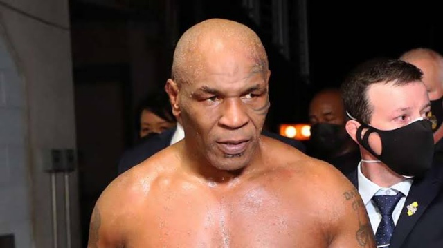 Pria Yang Dipukuli Mike Tyson Dalam Pesawat Ternyata Mantan Napi